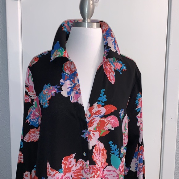 Zara | Long Sleeve Button Down - Picture 5 of 7